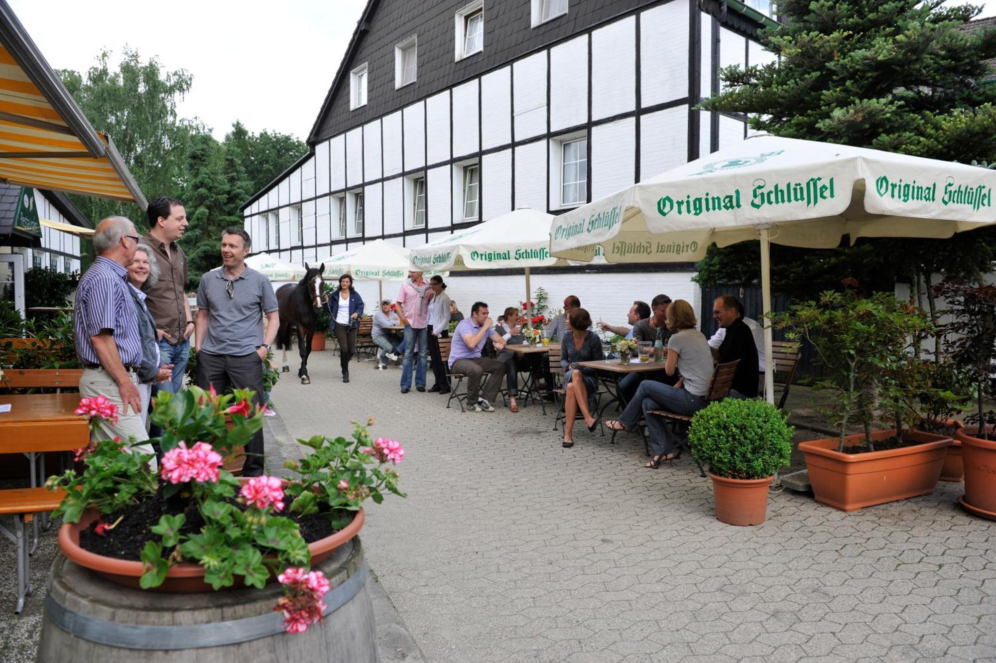 Hotel Gut Moschenhof Düsseldorf Buitenkant foto